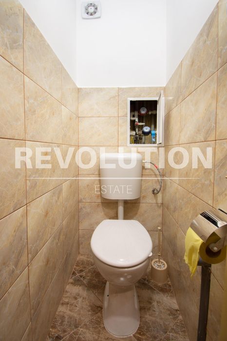 Двустаен апартамент в ж.к. Толстой.