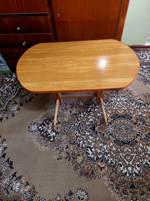 Măsuță de vânzare