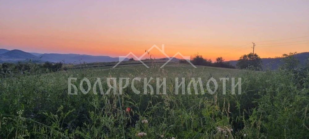 ПАРЦЕЛ в с. Присово, подходящ за инвестиция