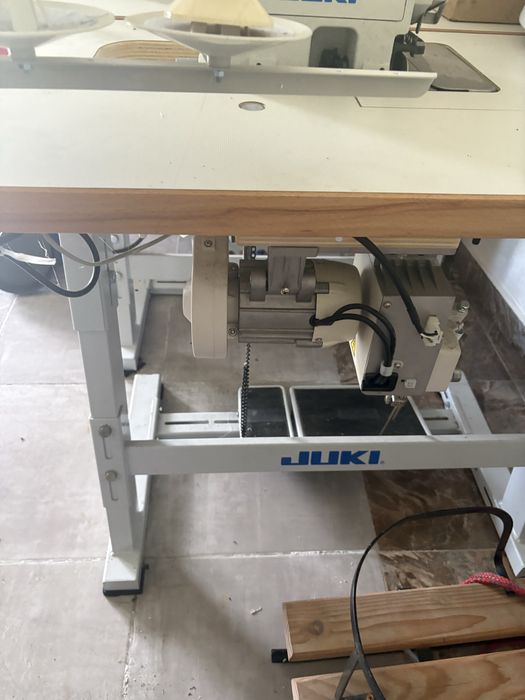 Masini de cusut indistriale Juki electronice