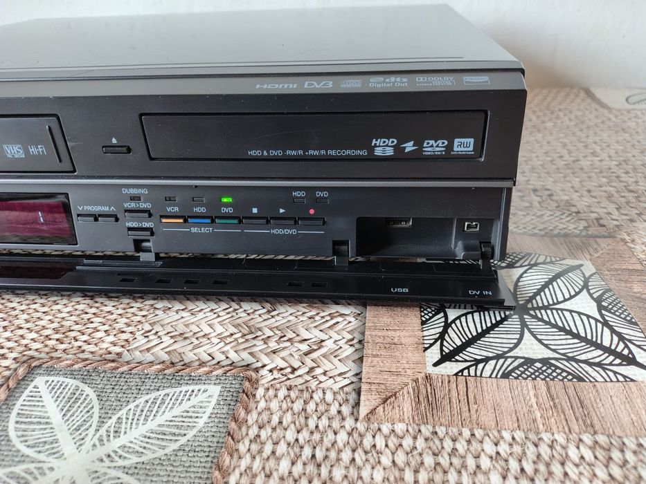 Video recorder combo hdd dvd Toshiba RDX V50
