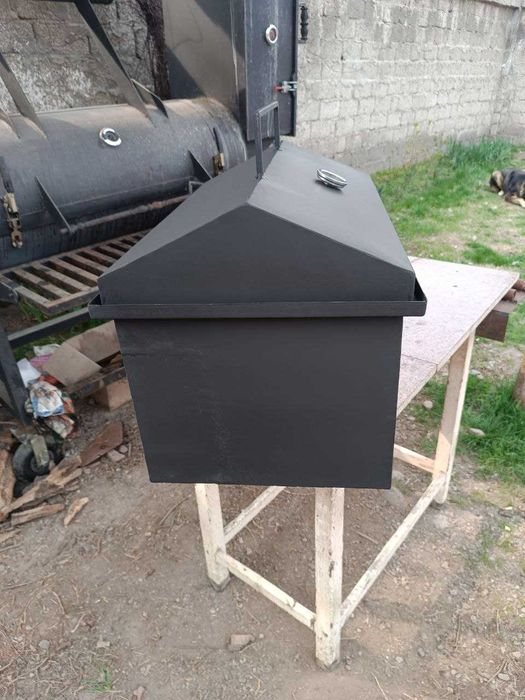 Продажа/Сдача в аренду. Коптильня горячего копчения, советский металл