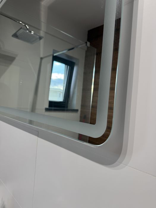 Oglinda 80x60 Led integrat