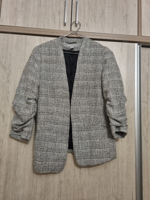 Продаются женские вещи