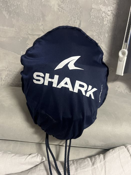 Каска  SHARK  размер л