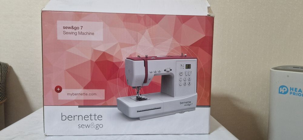 Продается новая швейная машинка