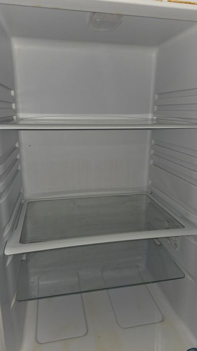 Холодильник бирюса