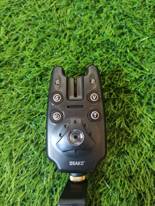 Продавам сигнализатори с колче и светещ обтегач