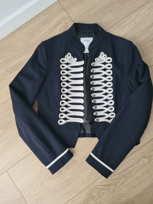 Sacou Bershka marimea 36