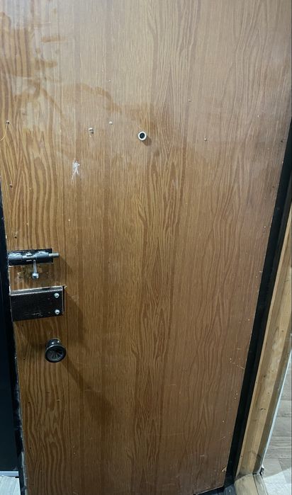 Дверь входная металлическая