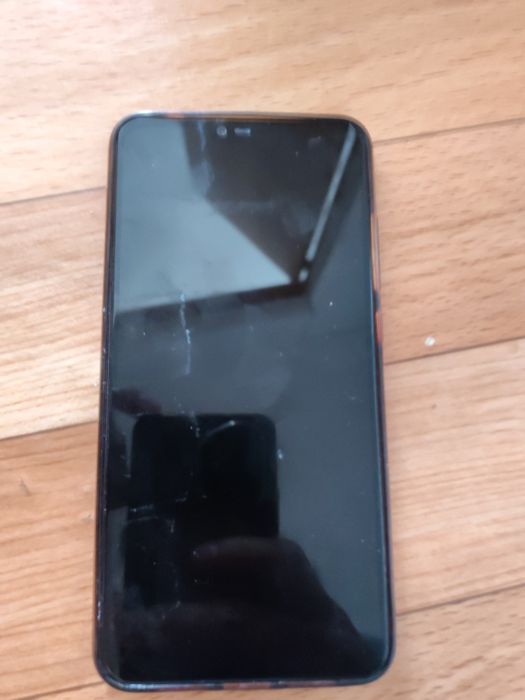 Продам смартфон xiaomi Mi 8 lite