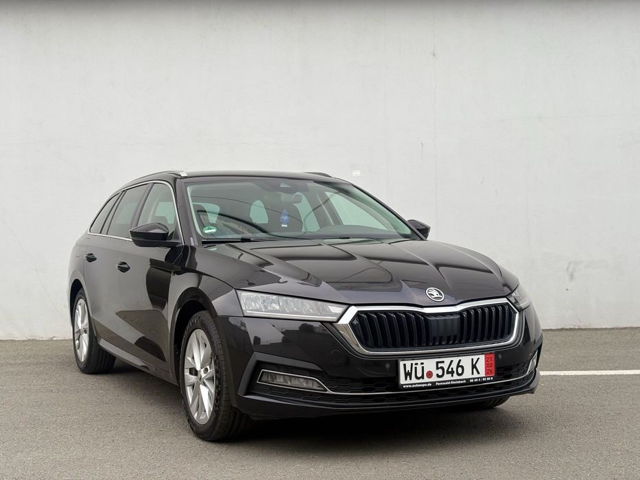 Skoda Octavia//First Edition//Lane Assist/Volan incălzit/Scaune cu memorie/Blind Spot/Banchetă spate incălzită