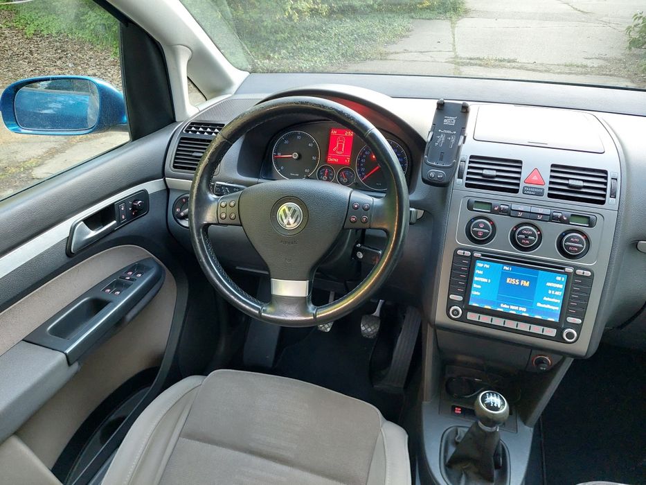 vw touran an  2007 ,2.0 tdi