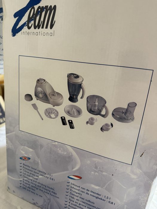 Robot de bucătărie multifuncțional