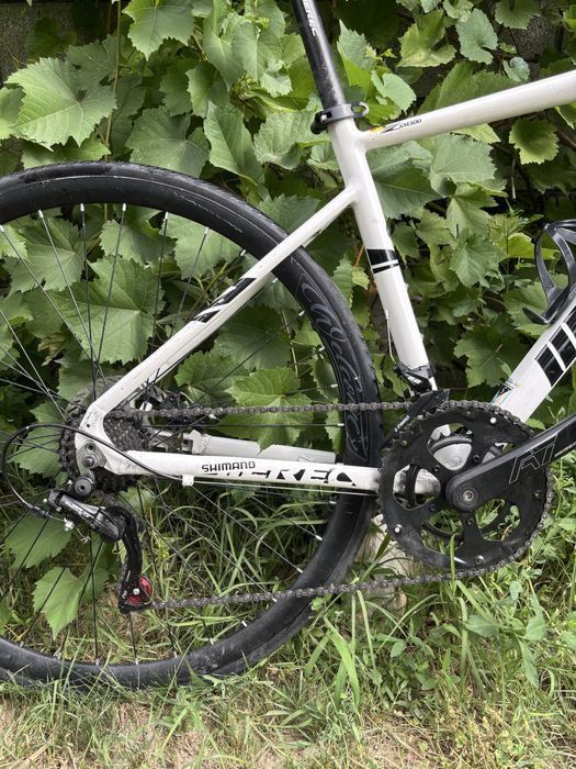 срочно продам шоссейный велосипед Erec M700