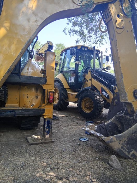 Экскаватор погрузчик Талгар