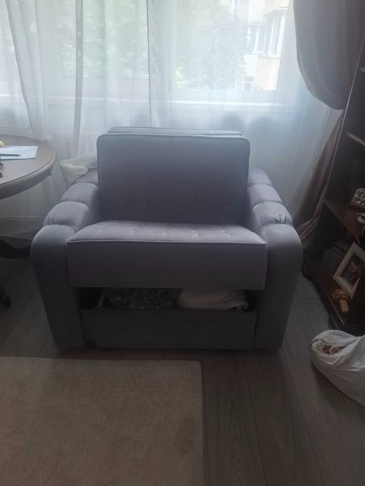 fotoliu pat gri catifea extensibil in conditii foarte bune -nou