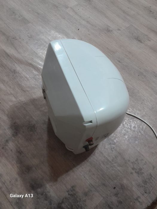 Продам аристон "