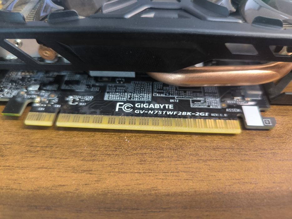 Видеокарта GTX 750ti Black Edition Gigabyte GV-N75TWF2BK-2GI
