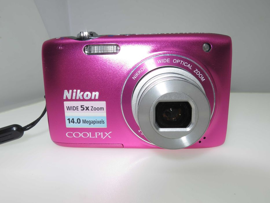 Nikon Coolpix S3100 ултра компактен цифров фотоапарат дигитална камера