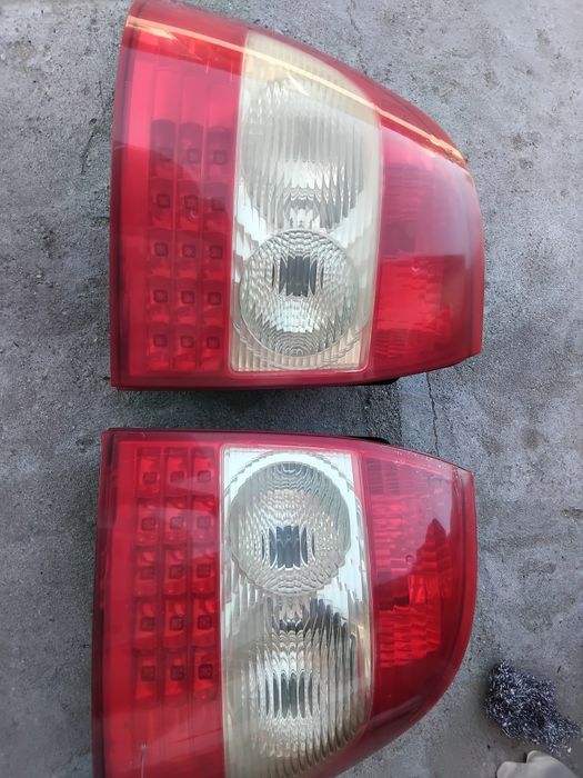 Продам задние стоп сигналы