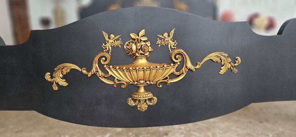 Vând pat reconditionat