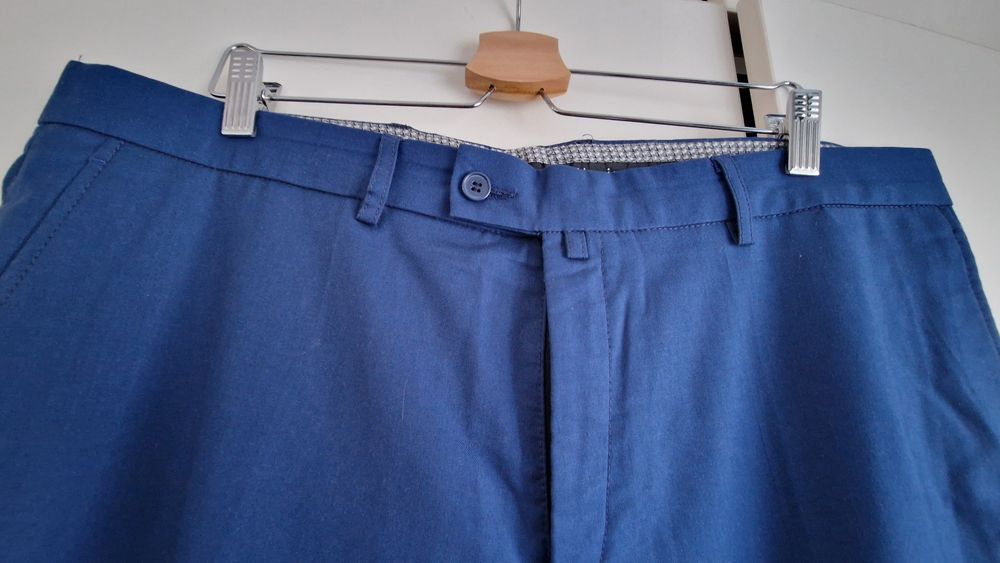 Vand costum barbates de lana marimea 58