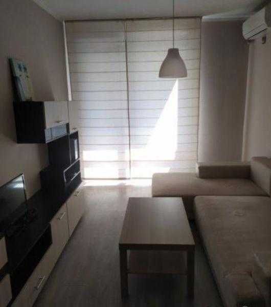 Двустаен апартамент в Лазур! На метри от Морската градина!