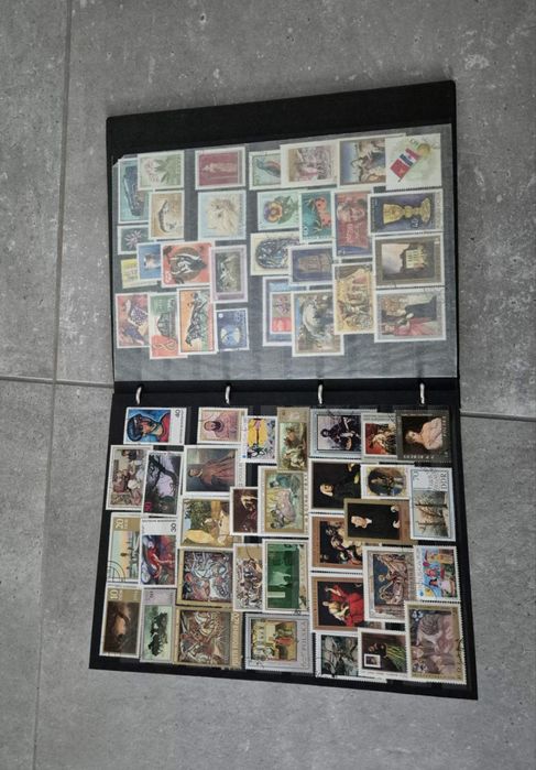 Луксозен кожен албум с марки