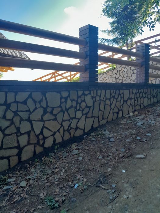 Vând si montez Piatra naturala decorativă
