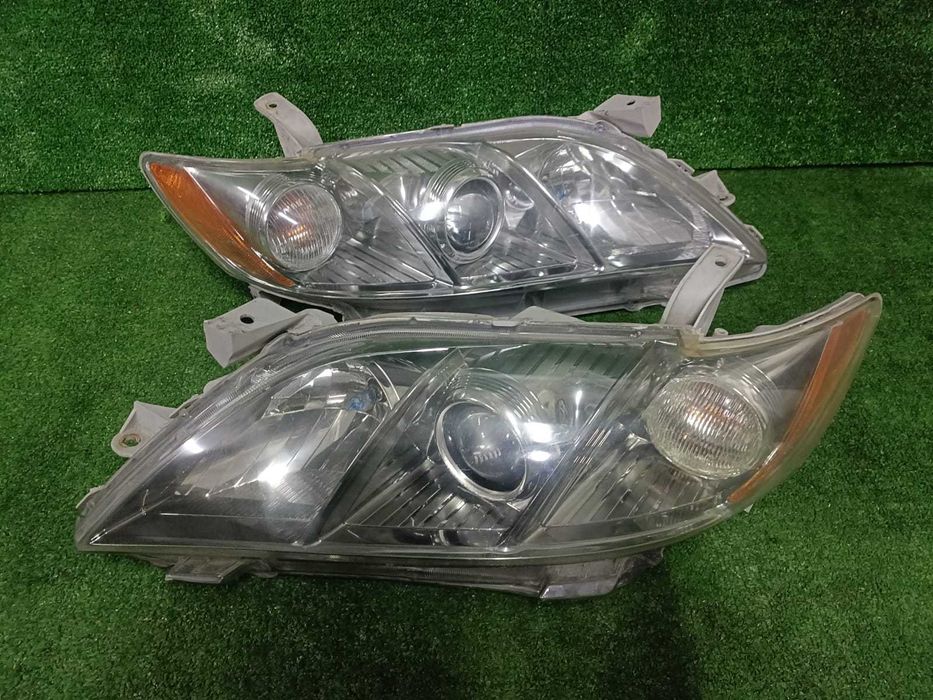 Оригинальные фары от Toyota Camry 40 SE