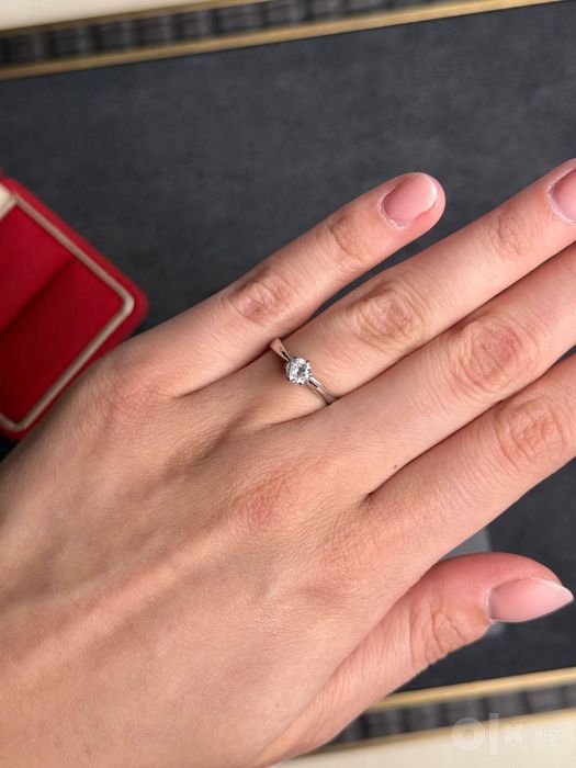 NEW Кольцо с бриллиантом 0,36 ct.