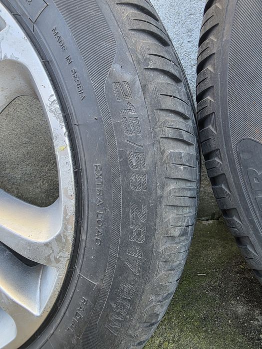 Всезезонни гуми 215/55/R17
