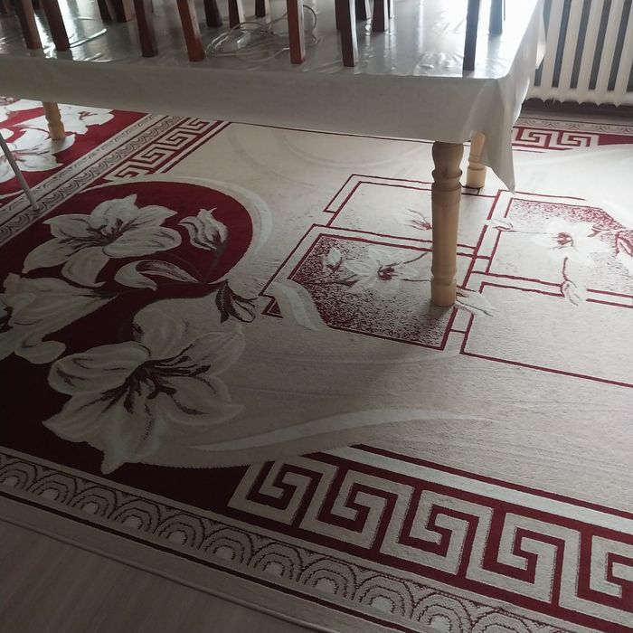 Кілем 3/4  б/у 13000 тг