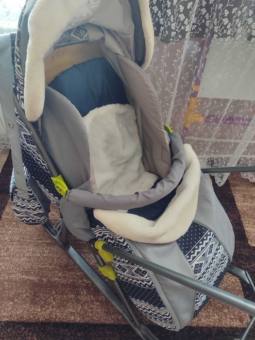 Продам Санки, в хорошем состоянии.