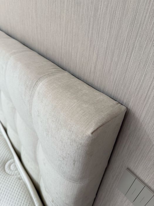 НОВО Тапицирано легло за матрак 160/200 см.