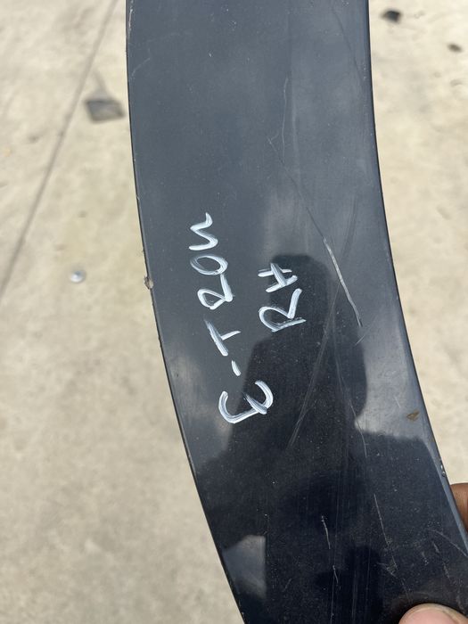 Лайсна Audi E tron