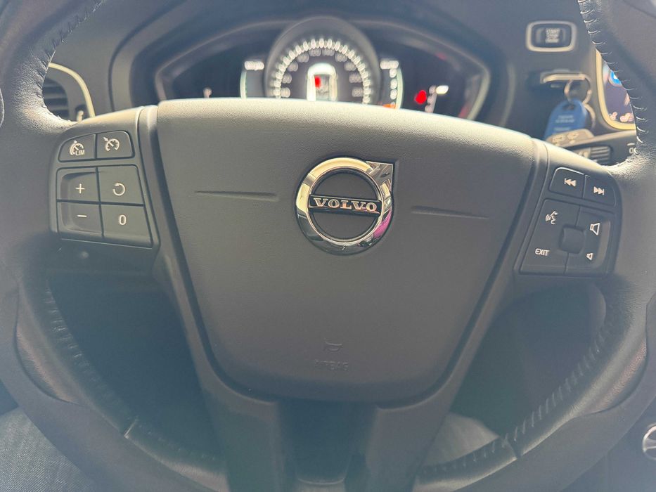 Volvo V40  - 65000 km  de vanzare