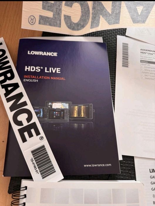 Vand Sonar Lowrance HDS 12 Live cu Sonda Inclus 3-1 Full Cutie Orginala Achizitionat in 2024