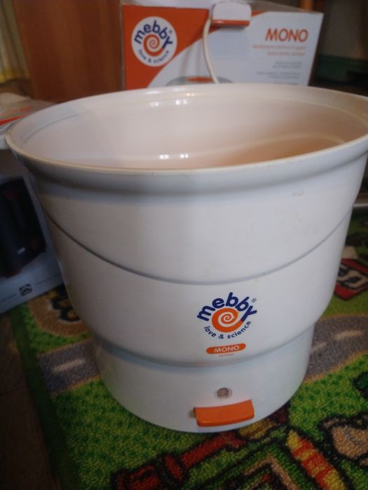 Sterilizator de biberoane