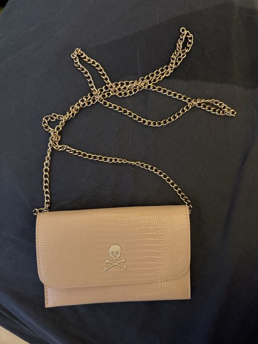 чанта или протмоне/ bag or a wallet