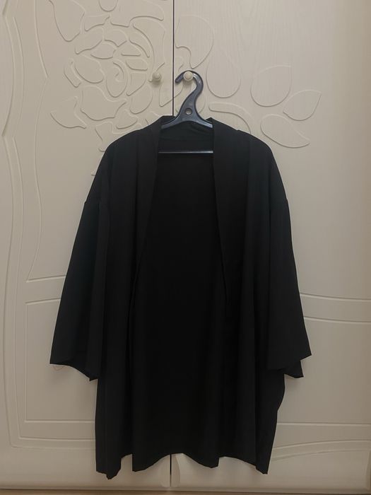 накидки и топы с рукавами и без