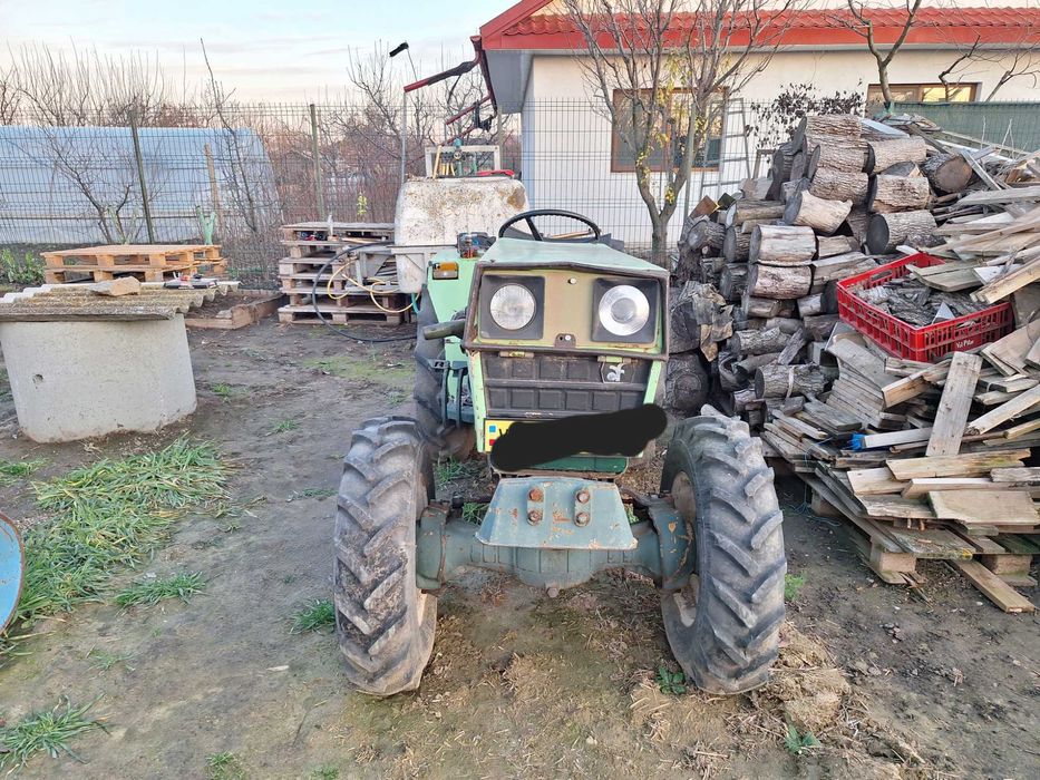 Vand tractor Fiat Agrifull 45 cp 4×4 si statie erbicidat de 600 l
