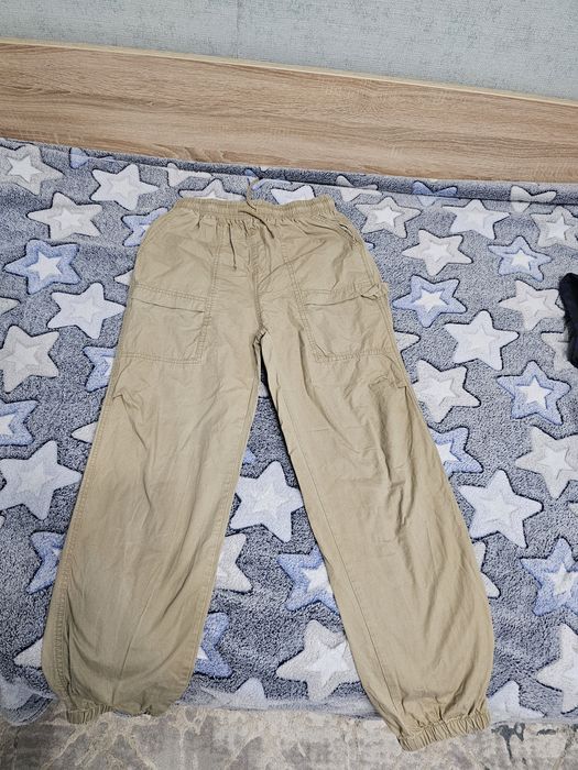 Продам одежду на мальчика 11-14 лет