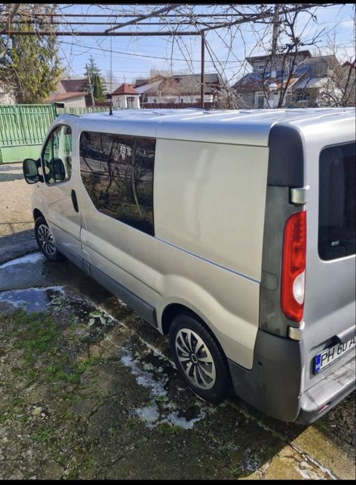 Vând / Schimb Renault Trafic mixt 6 locuri+marfă