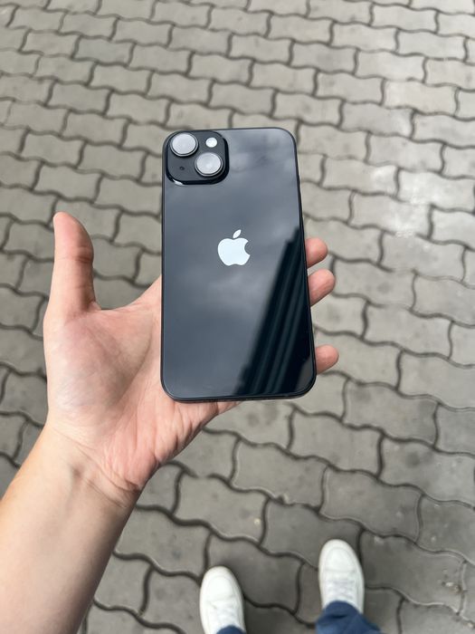 Продам Iphone 14