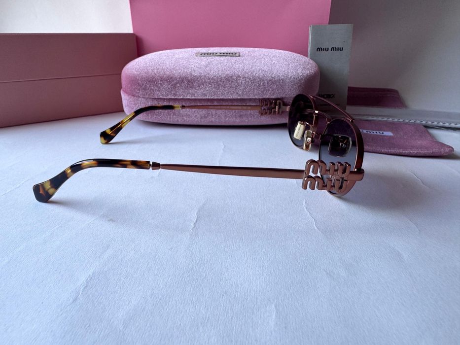 Ochelari de soare Miu Miu SMU 54ZS 53-19 140, Noi