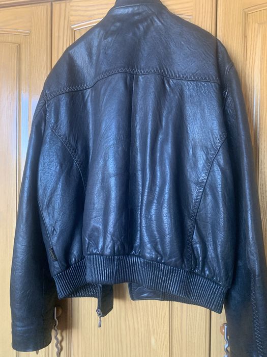 Кожен мъжки бомбър