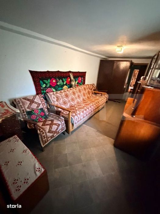Casa de vanzare, 5 camere, 175 mp, Sercaita-Brasov