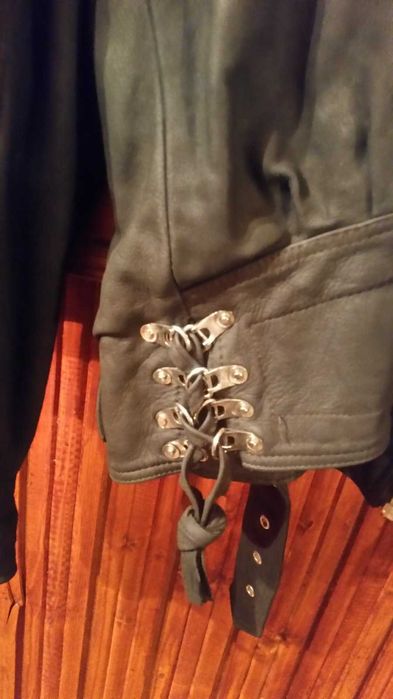 Продавам оригинално кожено яке - 5 от 6